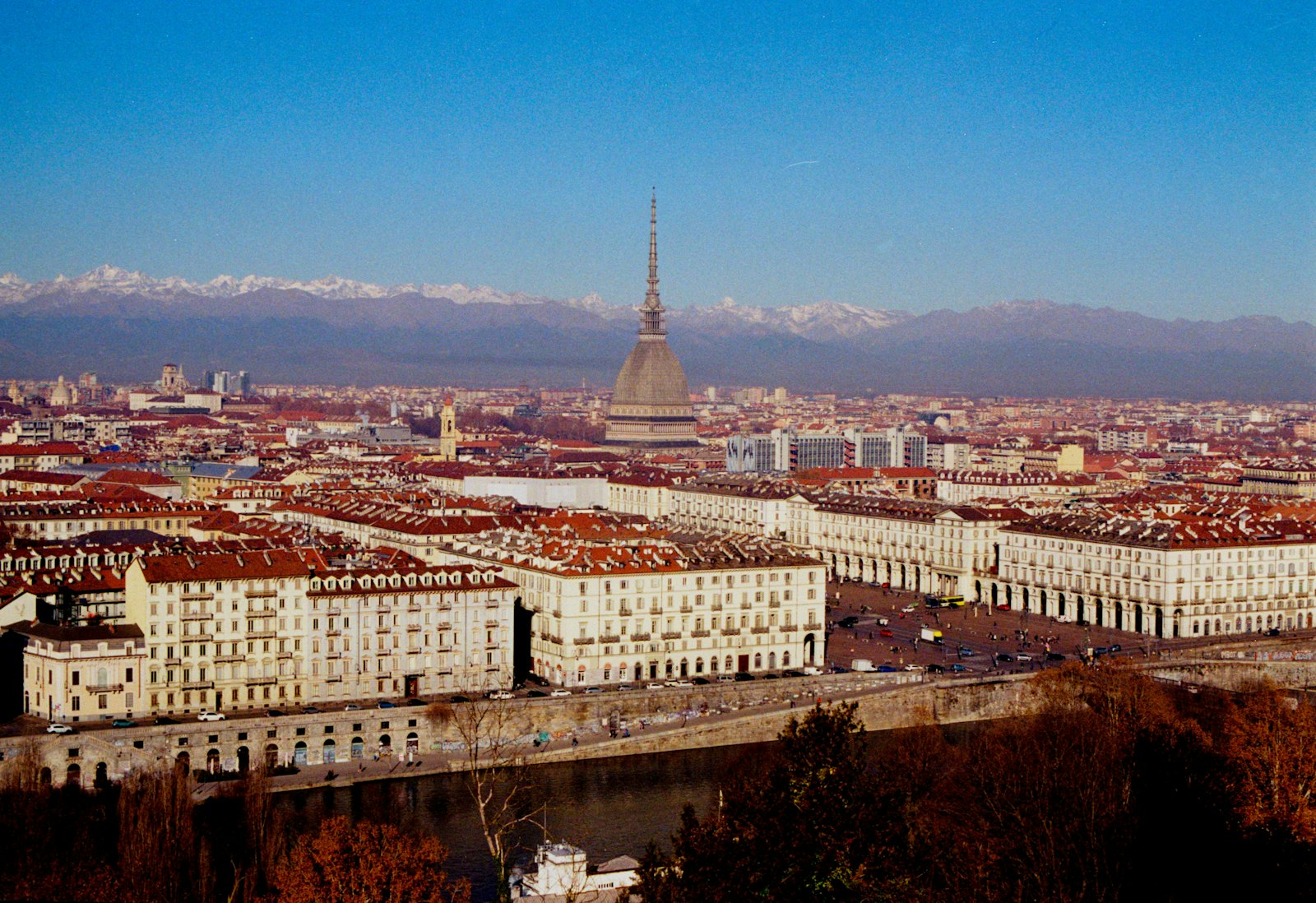 Fotografia a tema per Welcome Tour: il centro di Torino per chi arriva in città 2026
